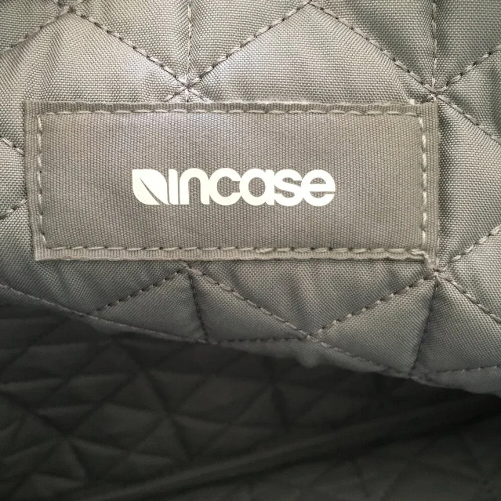 Incase Laptop Sleeve 14